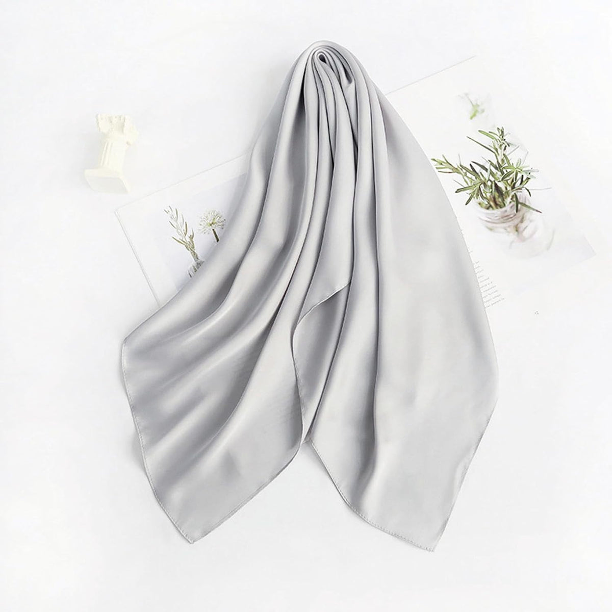 Solid-Coloured Silk Scarf–Lightweight 70x70cm Square Plain Scarf Wraps Pure Silk Scarves Natural Silk Neckerchief Headscarf Women
